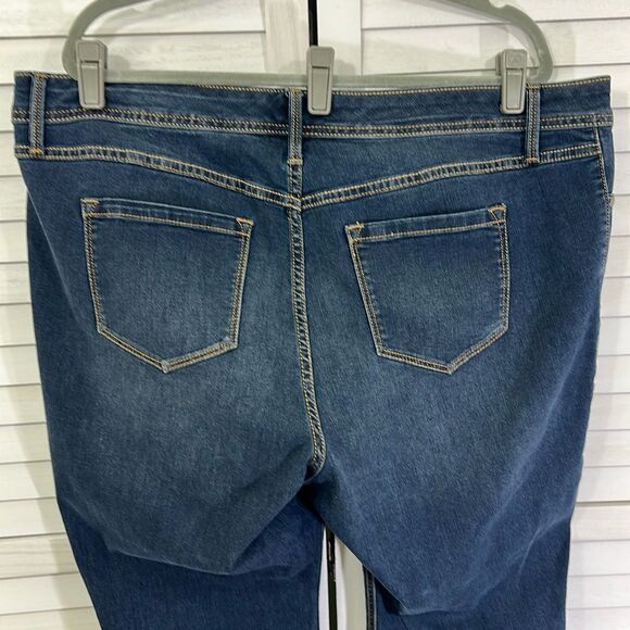 Torrid Lux Slim Bootcut Jeans Size 20S - Picture 9 of 15